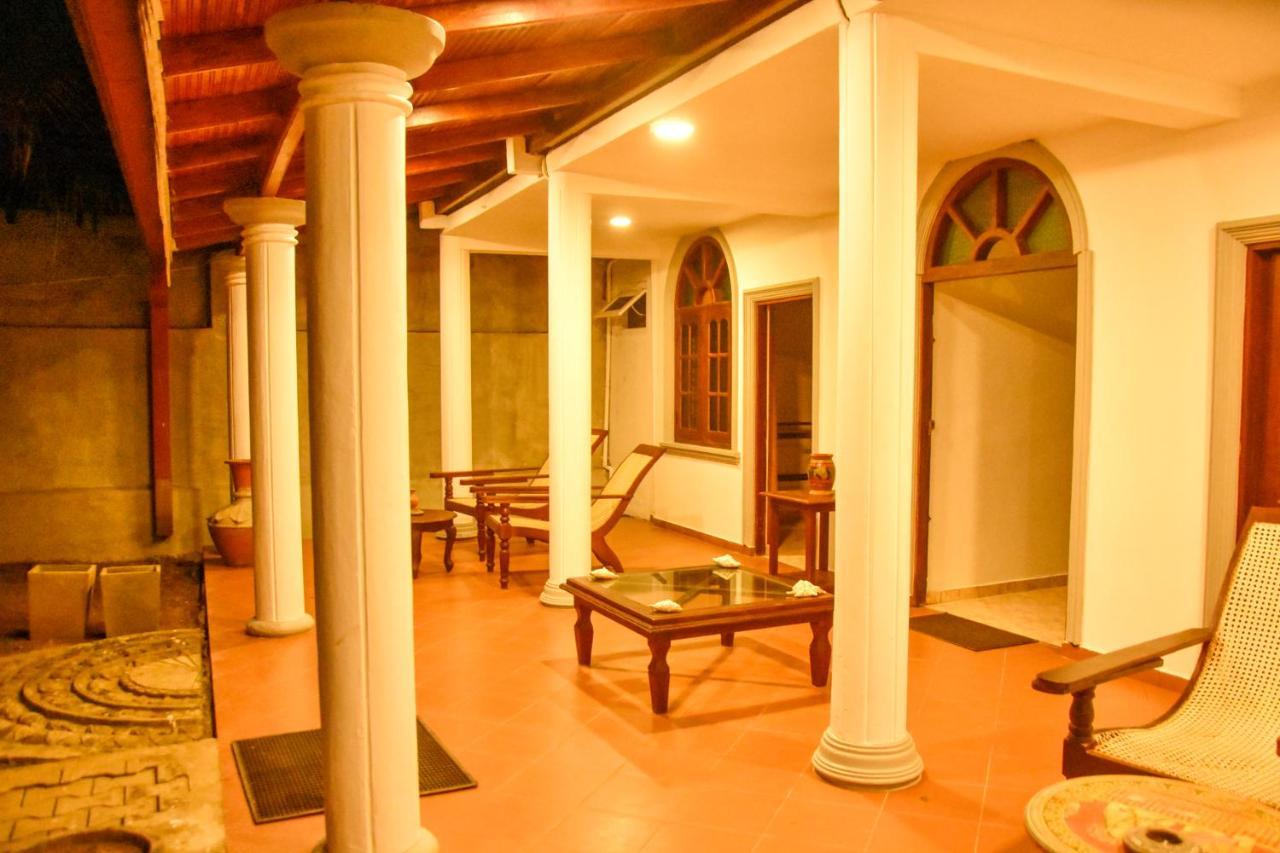 Oriental Rest Hotel Hikkaduwa Kültér fotó