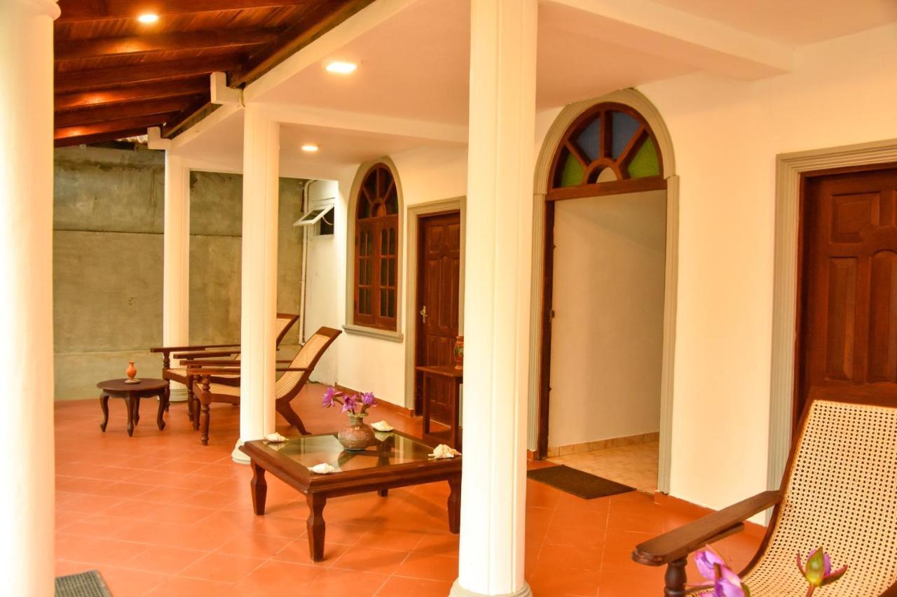 Oriental Rest Hotel Hikkaduwa Kültér fotó