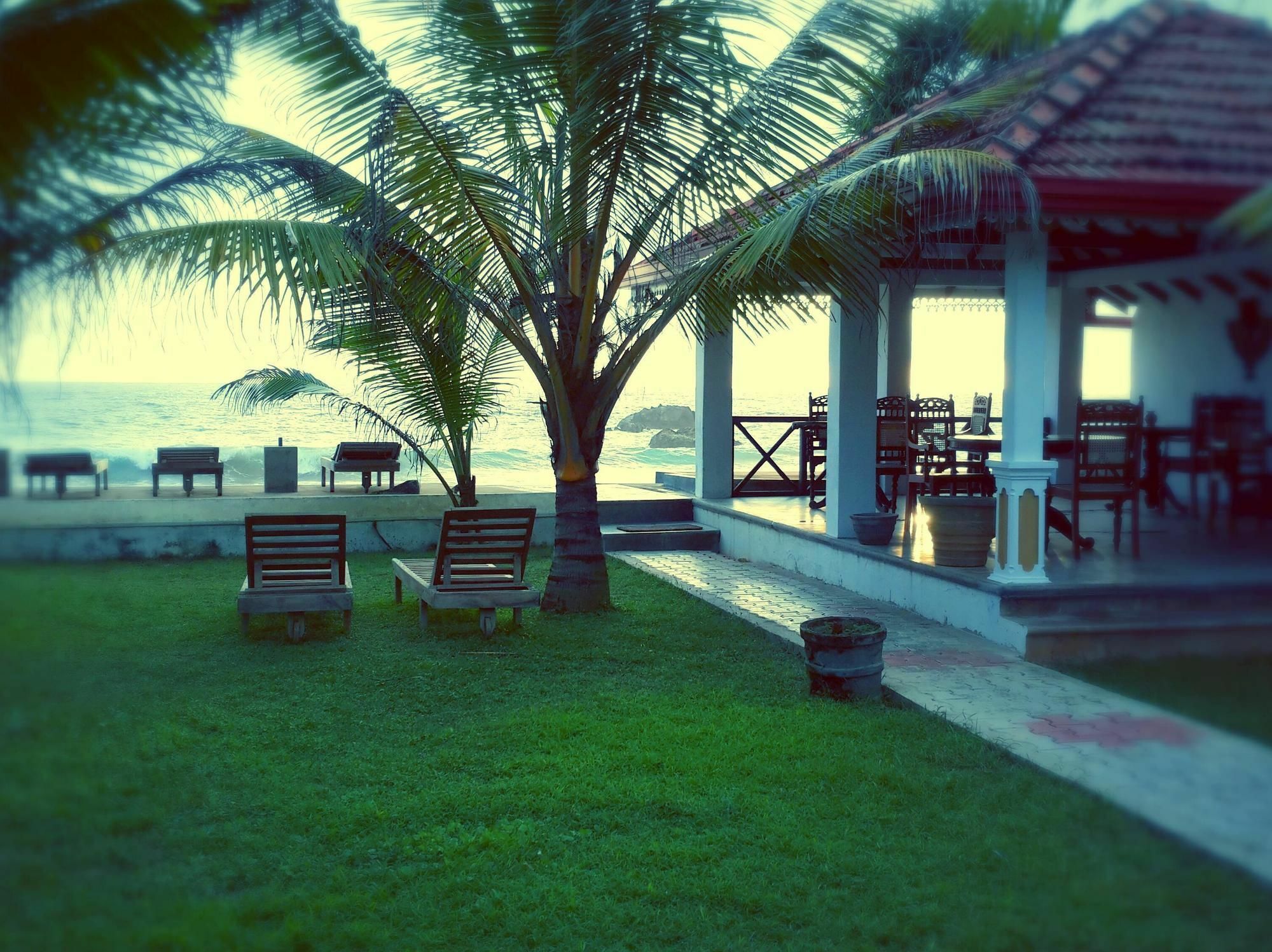 Oriental Rest Hotel Hikkaduwa Kültér fotó